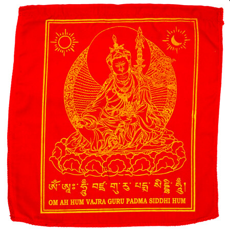 Gebetsfahnen Guru Rinpoche in Rot - Verwendung Gottheiten