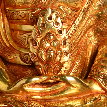 Gampopa Ausschnitt vom Schoß mit Juwel des Dharma